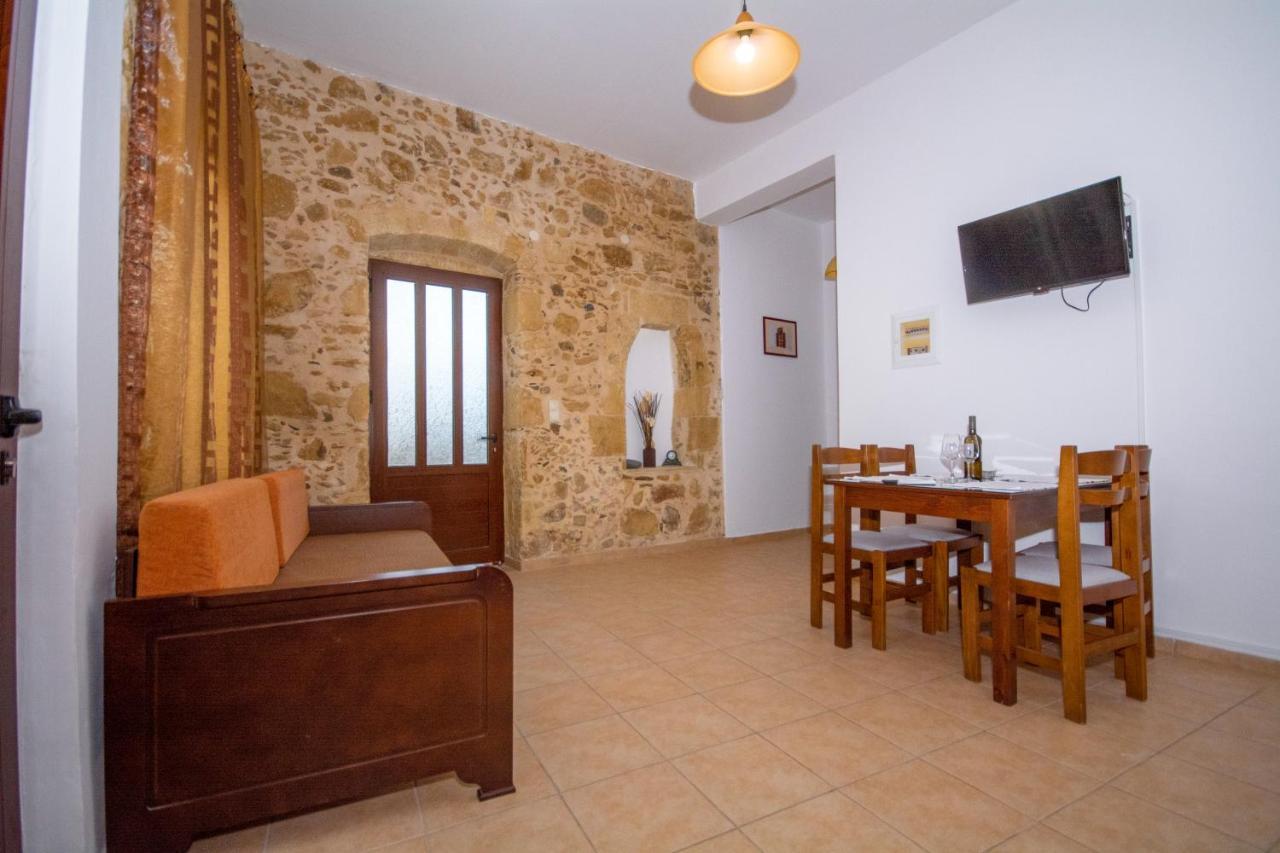 Christina Apartments Kissamos Bagian luar foto